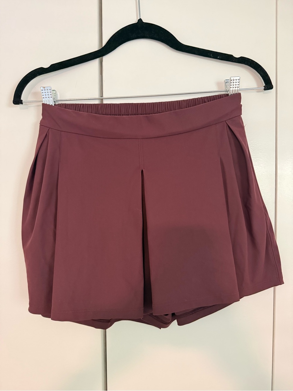lululemon Pleated Tennis Skort burgundy 4